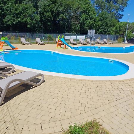 Horyzont Apartamenty- 50M Od Morza!!!Apartamenty Prywatne W Family Dominikana- Self Check In Сянозеты Экстерьер фото